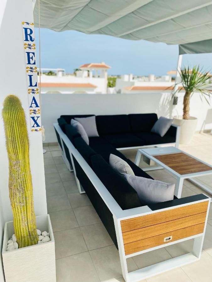 Fortuna Penthouse With Roof Terrace, Ac And Pool ロハレス エクステリア 写真