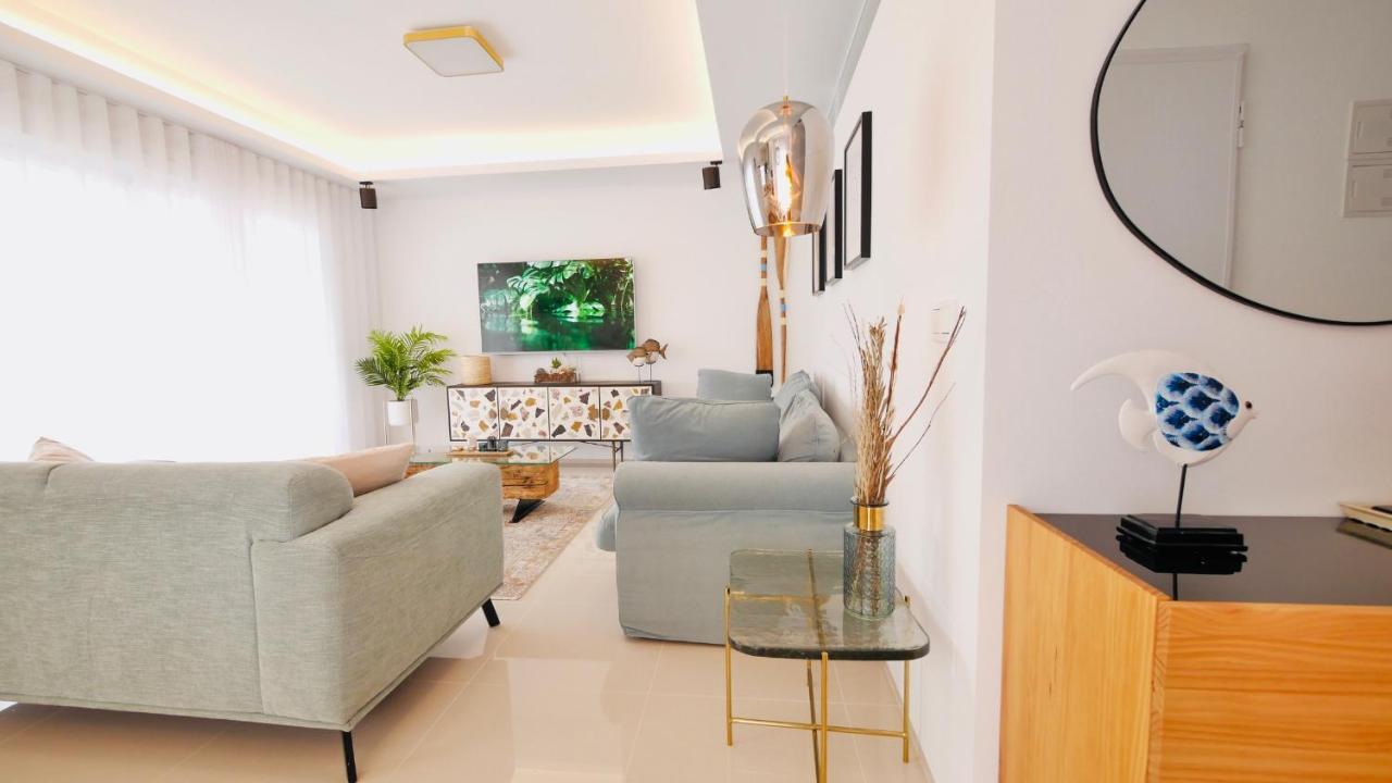 Fortuna Penthouse With Roof Terrace, Ac And Pool ロハレス エクステリア 写真